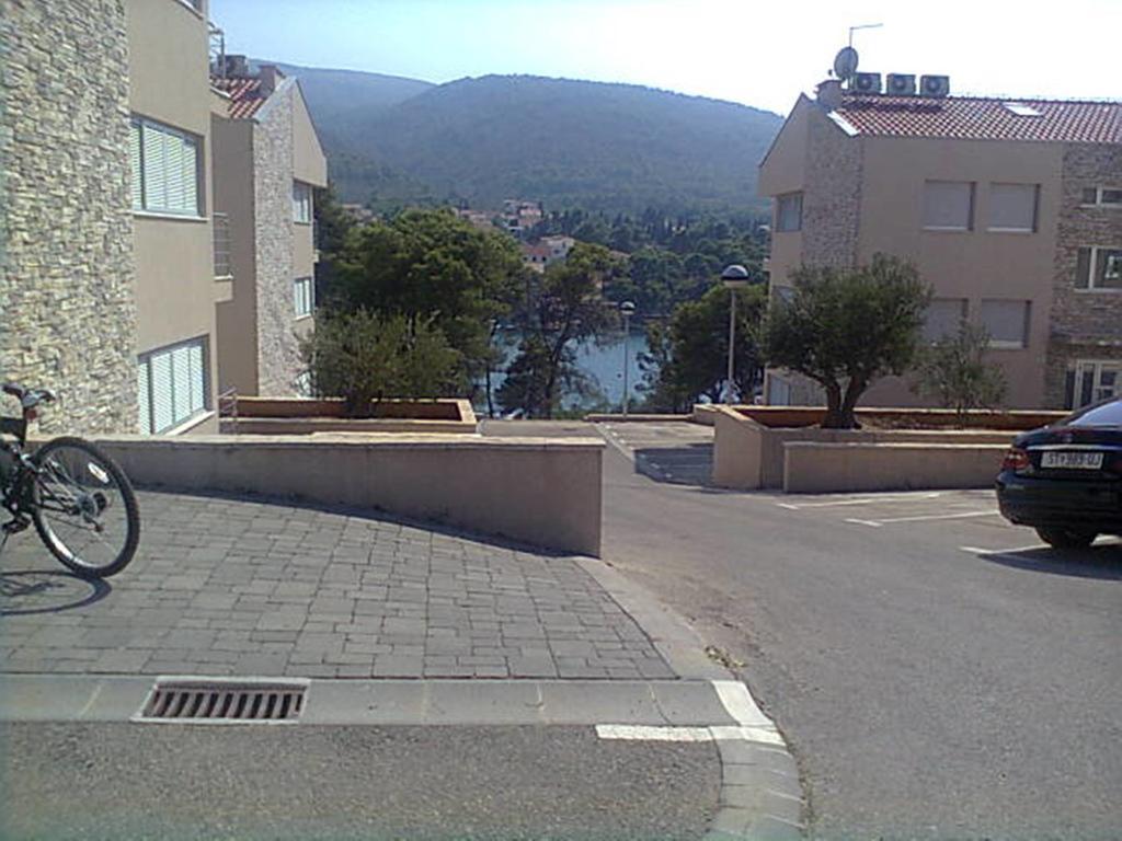 Apartment Falcon Stari Grad  Rum bild